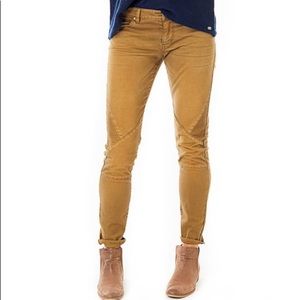 Carve Traverse Pant in Saddle (brown)